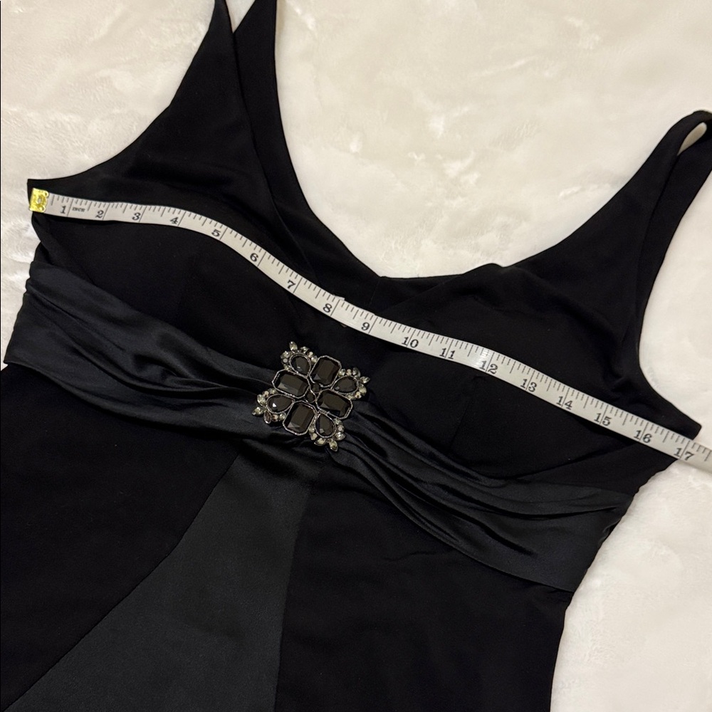 Cache Black Sleeveless Blouse with Embellished Detail - Picture 11 of 13